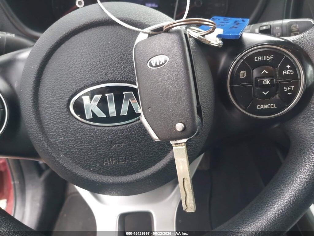 KNDJ23AUXL7079528 2020 KIA SOUL photo no. 11