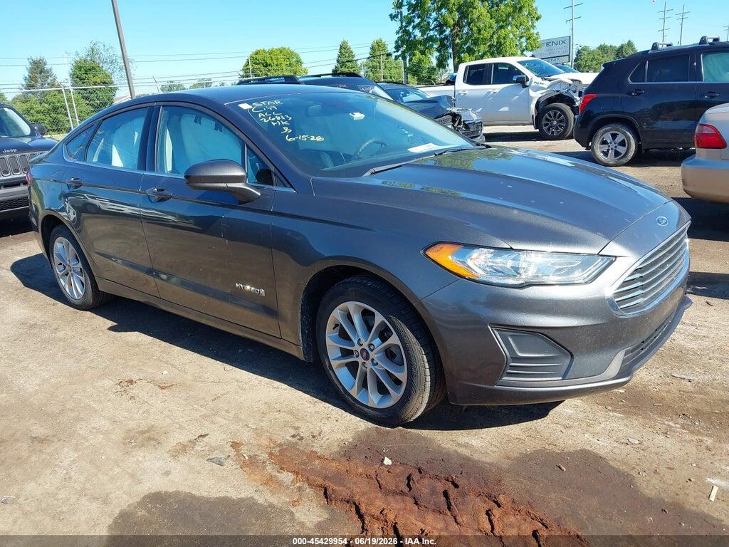 3FA6P0LU2KR130942 2019 FORD FUSION HYBRID photo no. 1