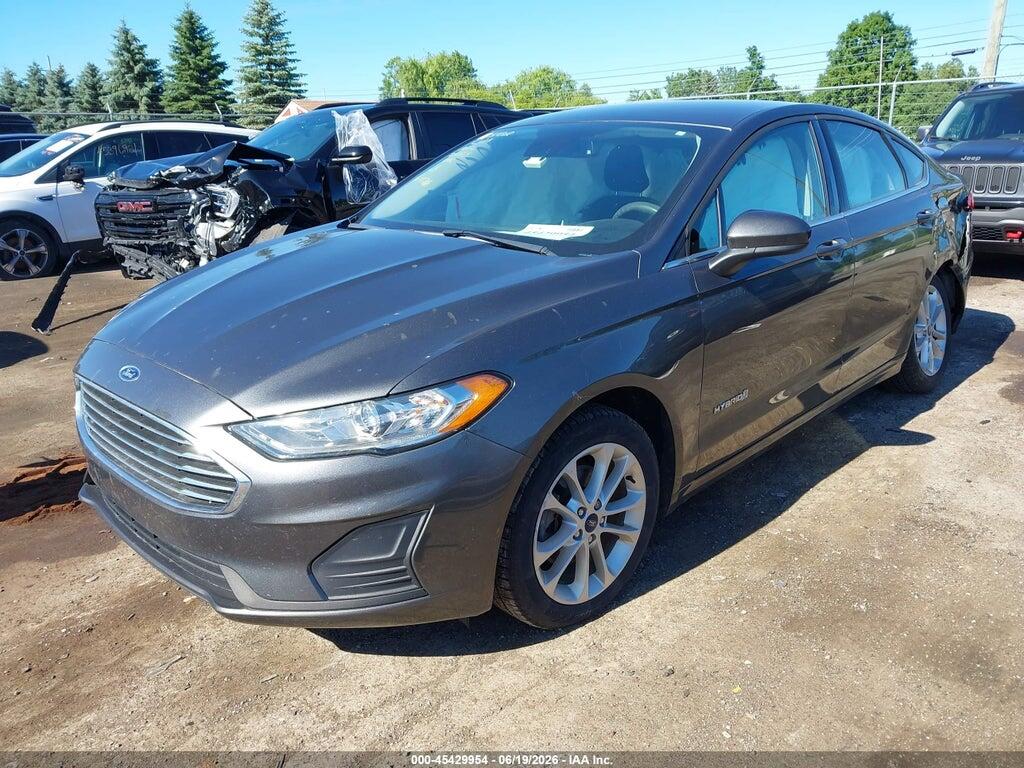 3FA6P0LU2KR130942 2019 FORD FUSION HYBRID photo no. 2