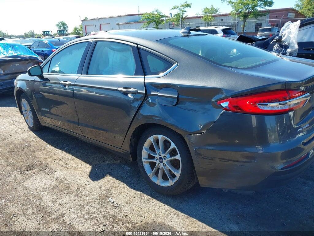 3FA6P0LU2KR130942 2019 FORD FUSION HYBRID photo no. 3