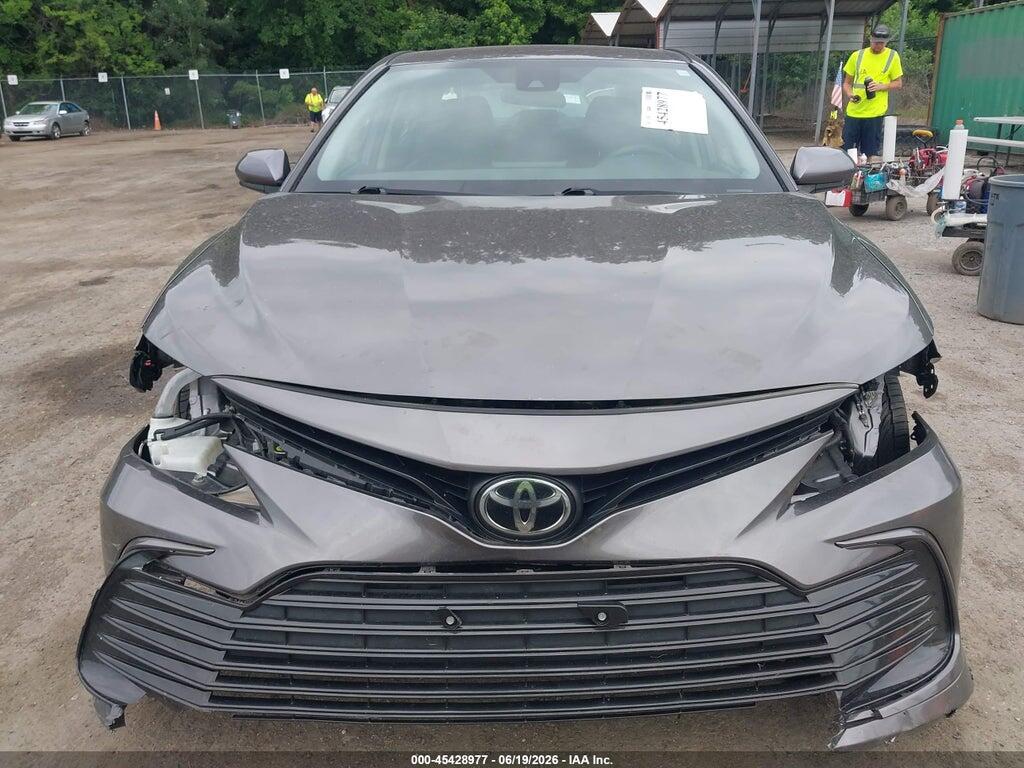 4T1C11AK2MU533686 2021 TOYOTA CAMRY photo no. 12