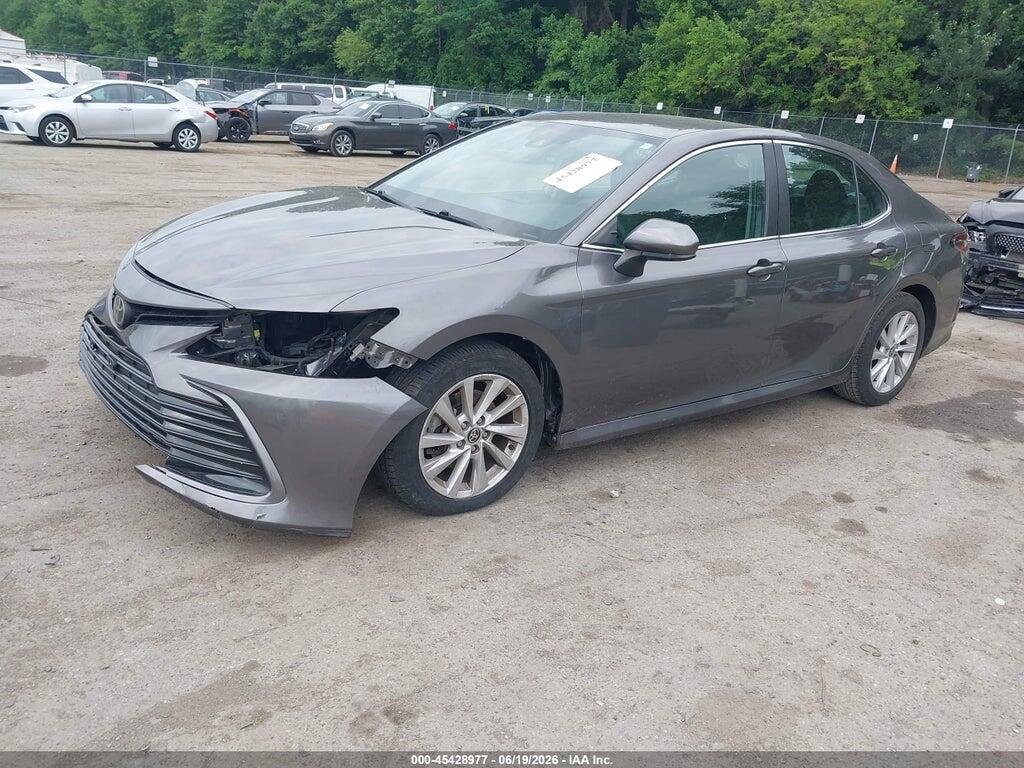 4T1C11AK2MU533686 2021 TOYOTA CAMRY photo no. 2
