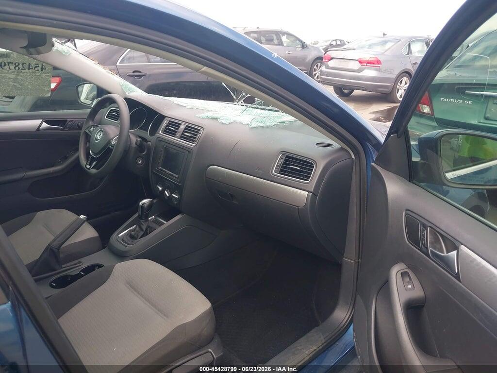 3VW2B7AJ2HM275149 2017 VOLKSWAGEN JETTA photo no. 5