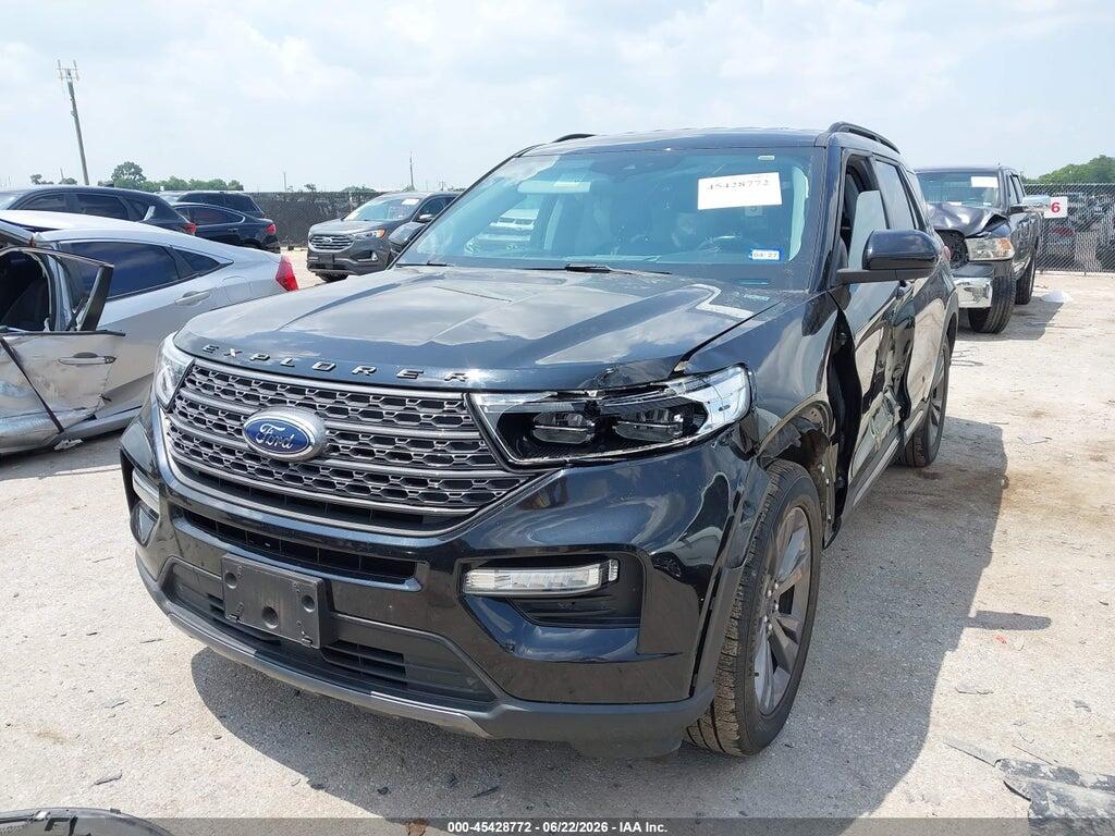 1FMSK7DH3NGB45281 2022 FORD EXPLORER photo no. 2