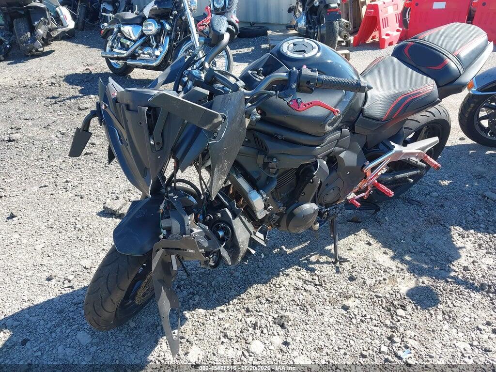 JKAEXEE16FDA19862 2015 KAWASAKI EX650 photo no. 2