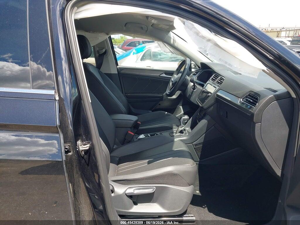 3VV3B7AX0PM101673 2023 VOLKSWAGEN TIGUAN photo no. 5