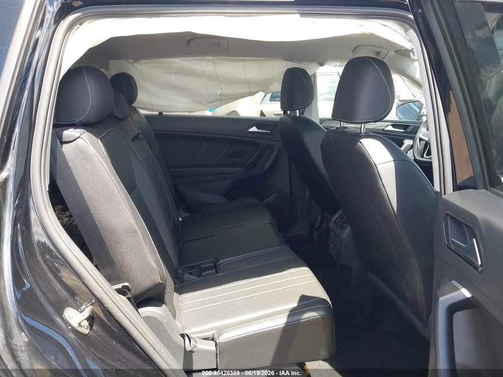 3VV3B7AX0PM101673 2023 VOLKSWAGEN TIGUAN photo no. 8