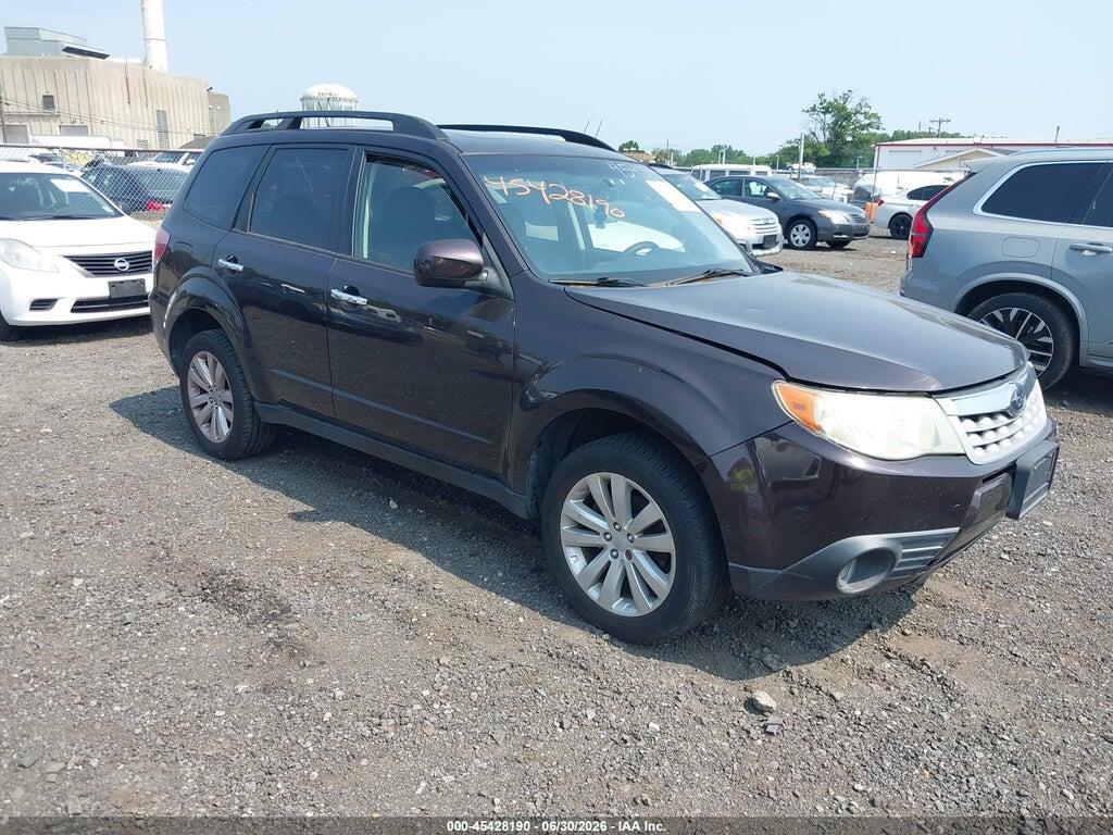 JF2SHADC1DH446002 2013 SUBARU FORESTER photo no. 1
