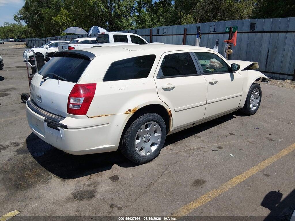 2D4FV47TX6H156668 2006 DODGE MAGNUM photo no. 4