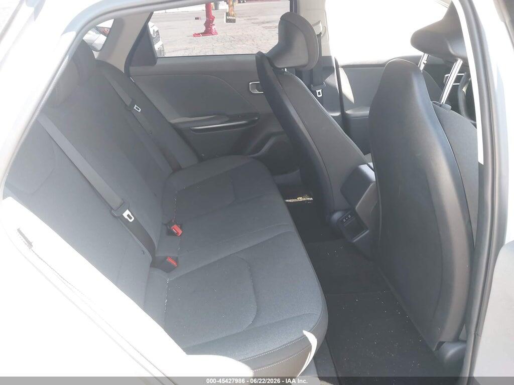 3KPFT4DE1SE239243 2025 KIA K4 photo no. 8