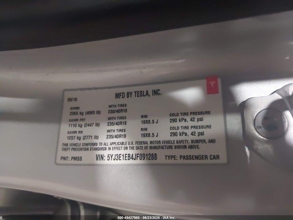5YJ3E1EB4JF091288 2018 TESLA MODEL 3 photo no. 9