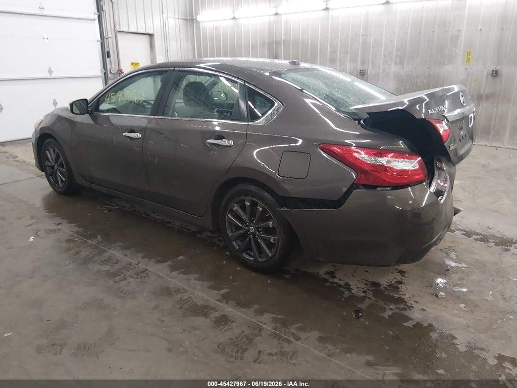 1N4AL3AP1HC240747 2017 NISSAN ALTIMA photo no. 3