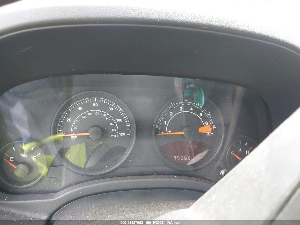 1C4NJDBB7FD395904 2015 JEEP COMPASS photo no. 7