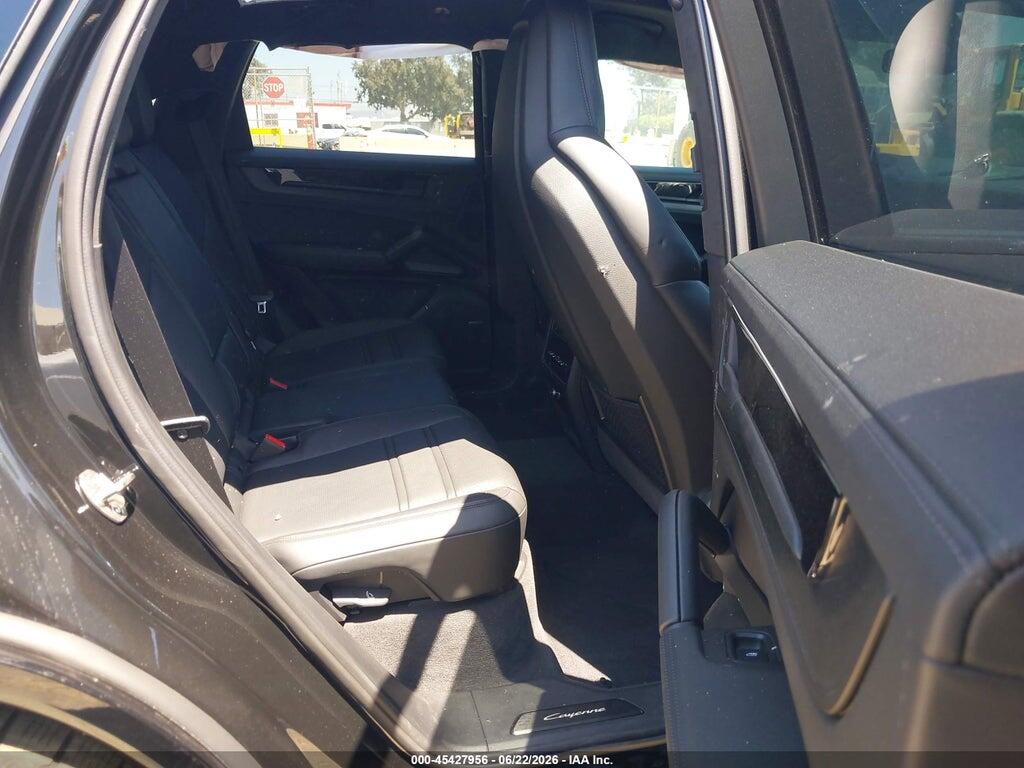 WP1AG2AY4SDA25509 2025 PORSCHE CAYENNE photo no. 8