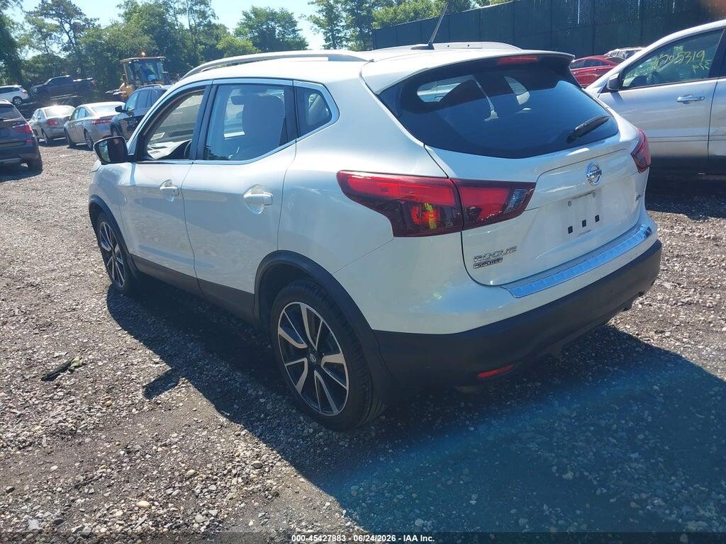 JN1BJ1CR9HW132966 2017 NISSAN ROGUE SPORT photo no. 3