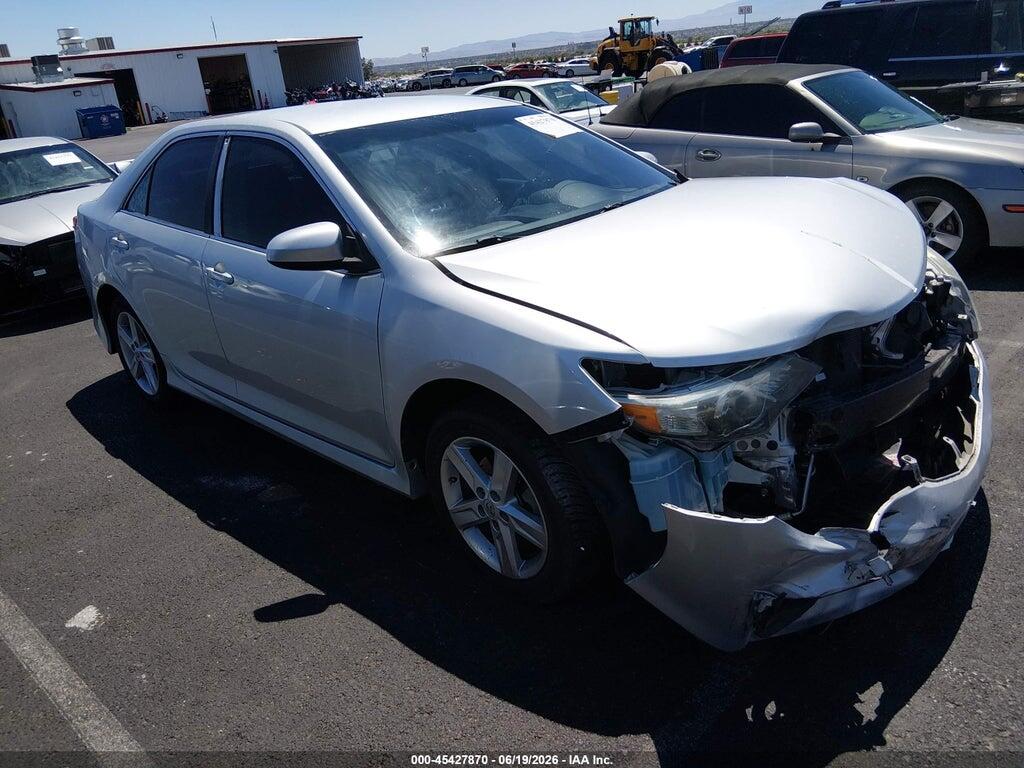 4T1BF1FK0EU355543 2014 TOYOTA CAMRY photo no. 1