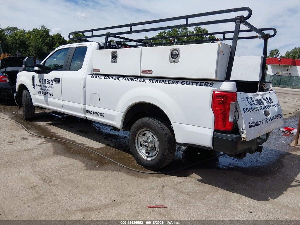 1FT7X2A69HEC88446 2017 FORD F-250 photo no. 3