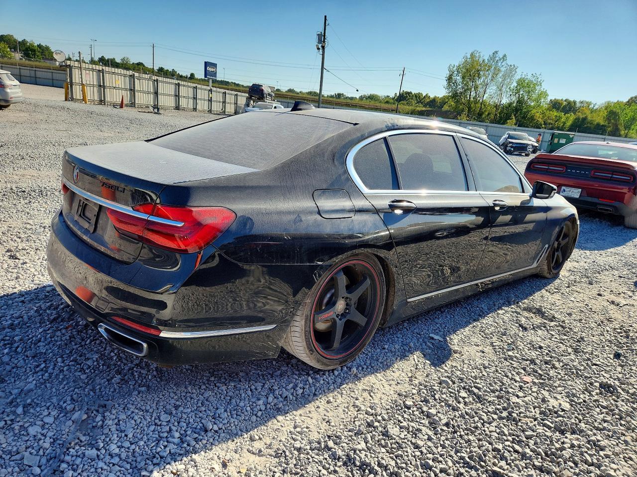 2017 BMW 740 I — Фото 3 из 12