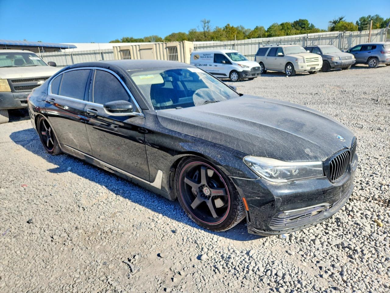 2017 BMW 740 I — Фото 4 из 12