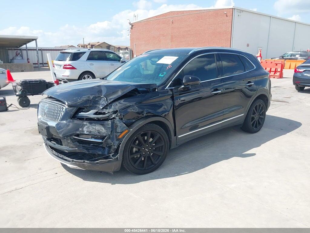 5LMCJ3C98KUL37705 2019 LINCOLN MKC photo no. 2