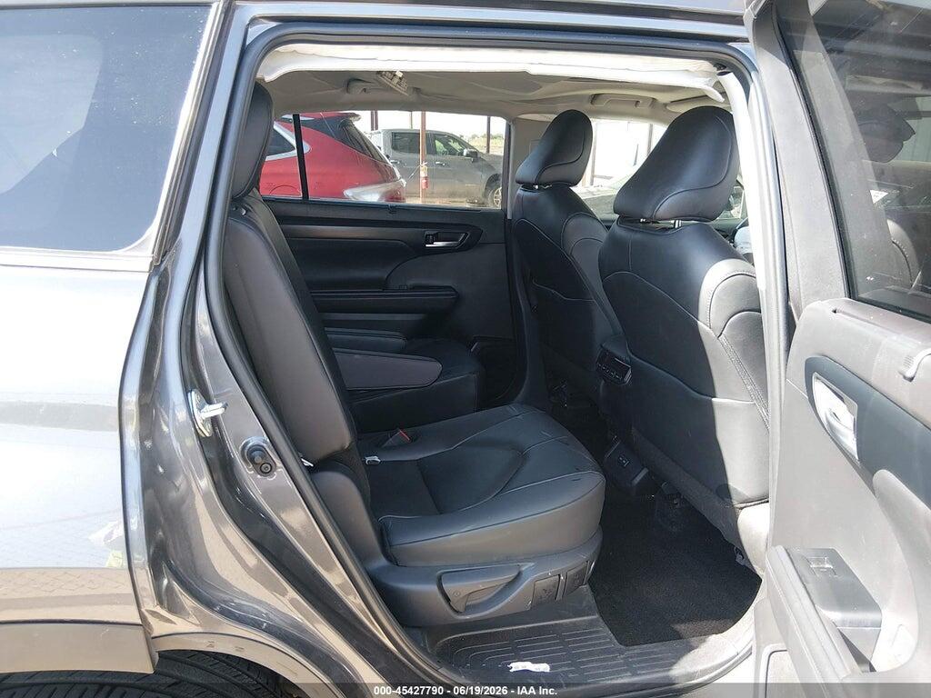5TDKDRAH7SS550642 2025 TOYOTA HIGHLANDER photo no. 8