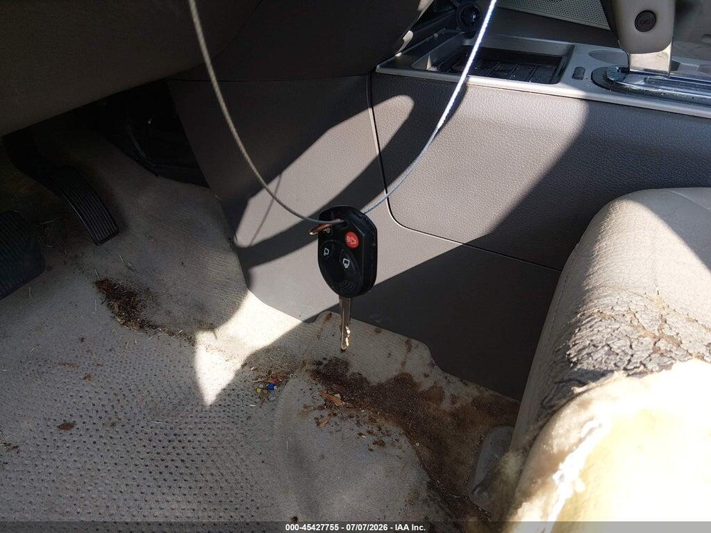 2FMDK3JC0ABB50806 2010 FORD EDGE photo no. 11