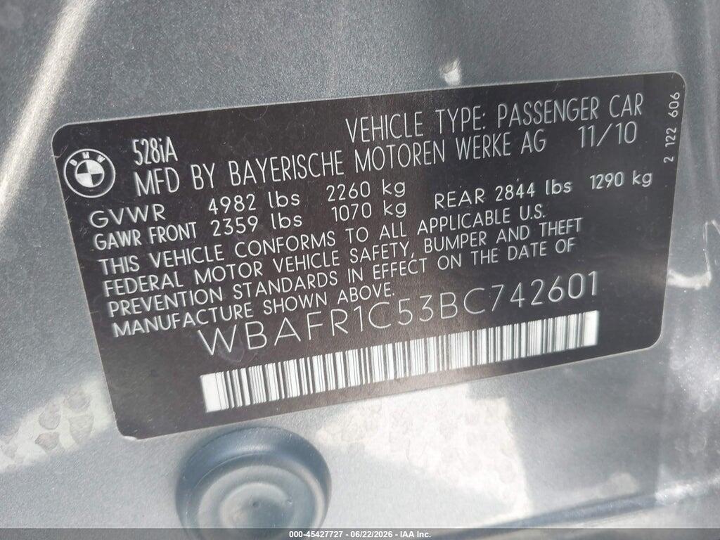 WBAFR1C53BC742601 2011 BMW 528I photo no. 9