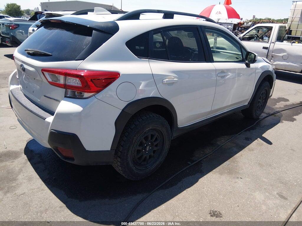 JF2GTABC3JH314653 2018 SUBARU CROSSTREK photo no. 4