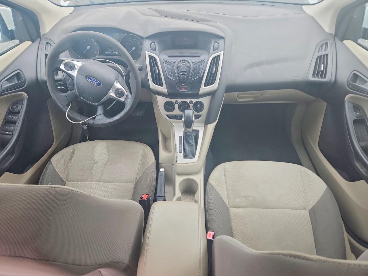 2012 FORD FOCUS SE — Фото 8 из 12