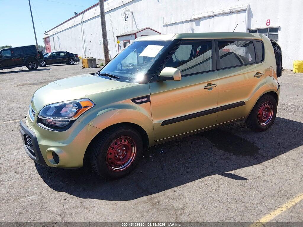 KNDJT2A51C7466582 2012 KIA SOUL photo no. 2