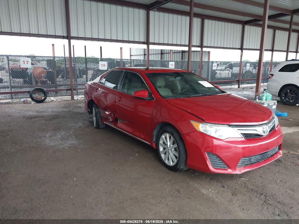 4T1BF1FKXEU744660 2014 TOYOTA CAMRY photo no. 1