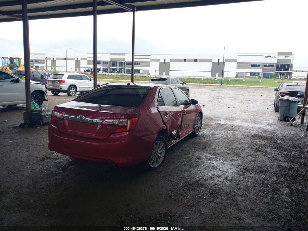 4T1BF1FKXEU744660 2014 TOYOTA CAMRY photo no. 4