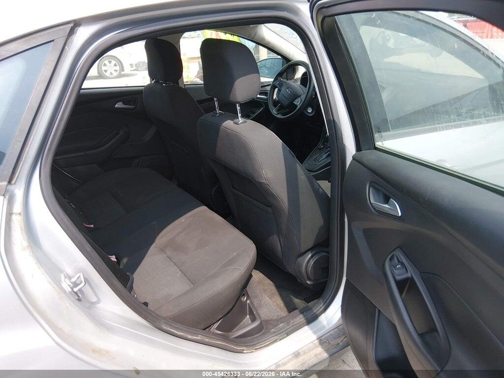 1FADP3F2XFL202672 2015 FORD FOCUS photo no. 8