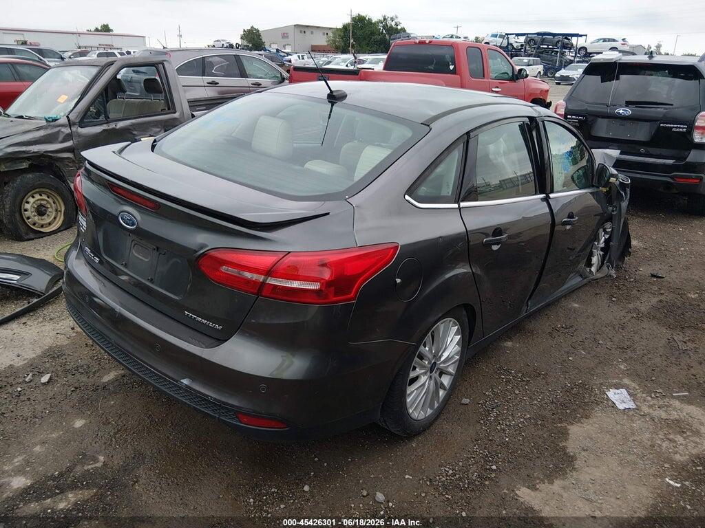 1FADP3J2XHL288253 2017 FORD FOCUS photo no. 4