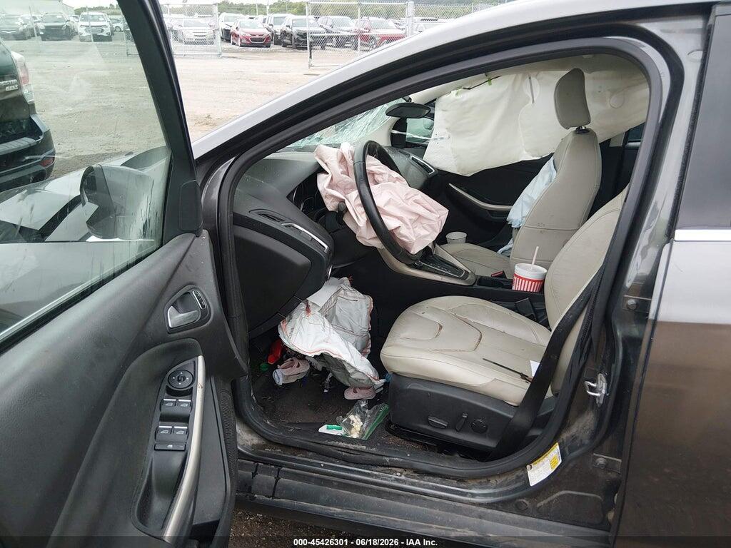 1FADP3J2XHL288253 2017 FORD FOCUS photo no. 5