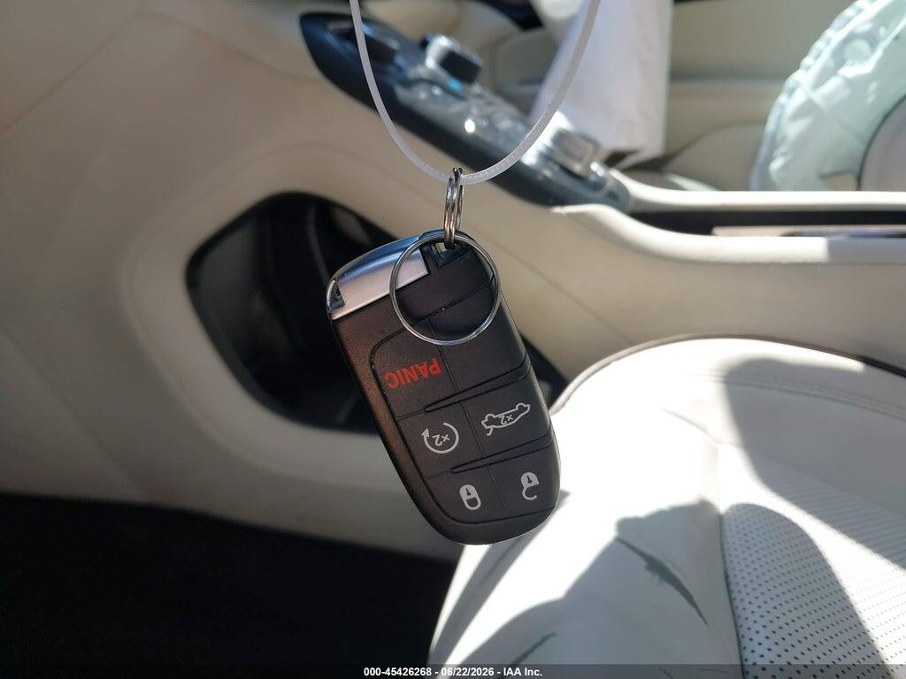 1C3CCCCG2FN641360 2015 CHRYSLER 200 photo no. 11