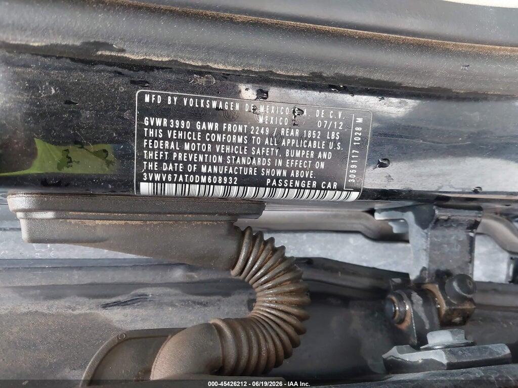 3VWV67AT0DM608932 2013 VOLKSWAGEN BEETLE photo no. 9