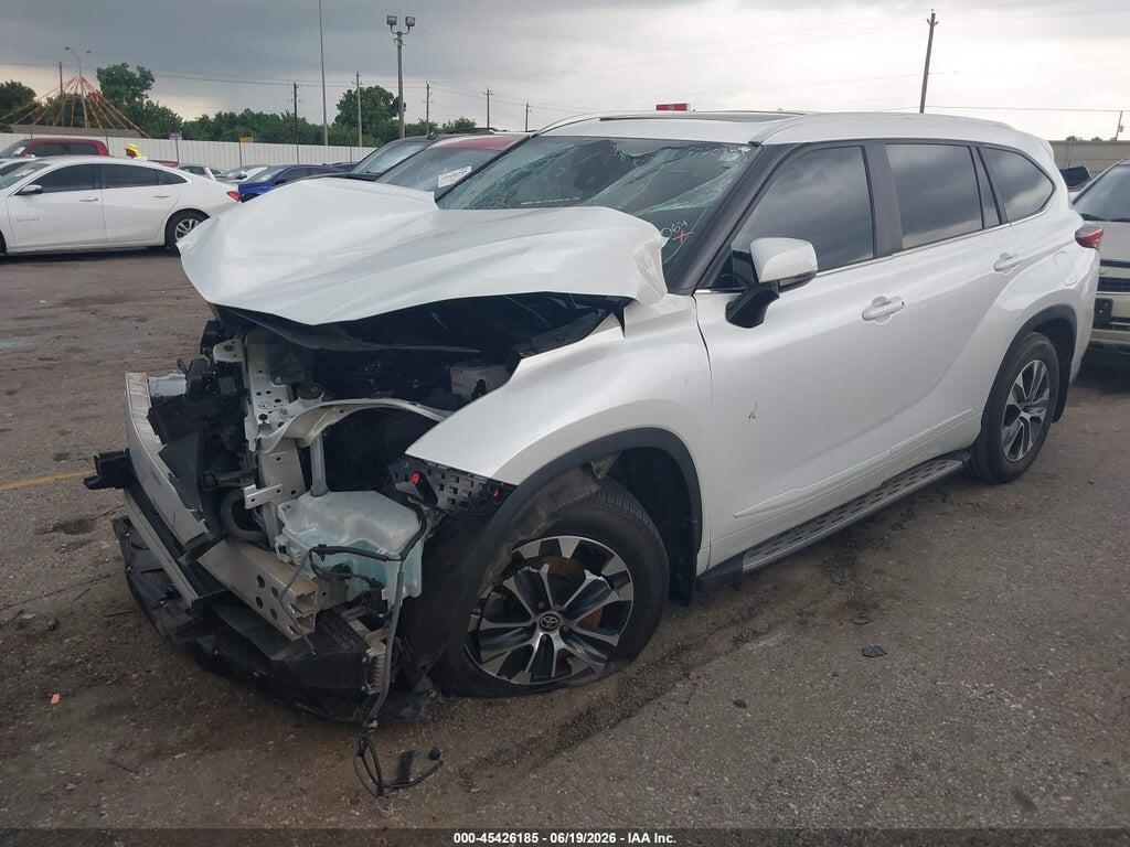 5TDKARAH1PS524067 2023 TOYOTA HIGHLANDER photo no. 2