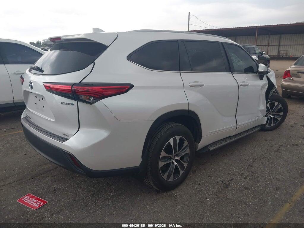 5TDKARAH1PS524067 2023 TOYOTA HIGHLANDER photo no. 4