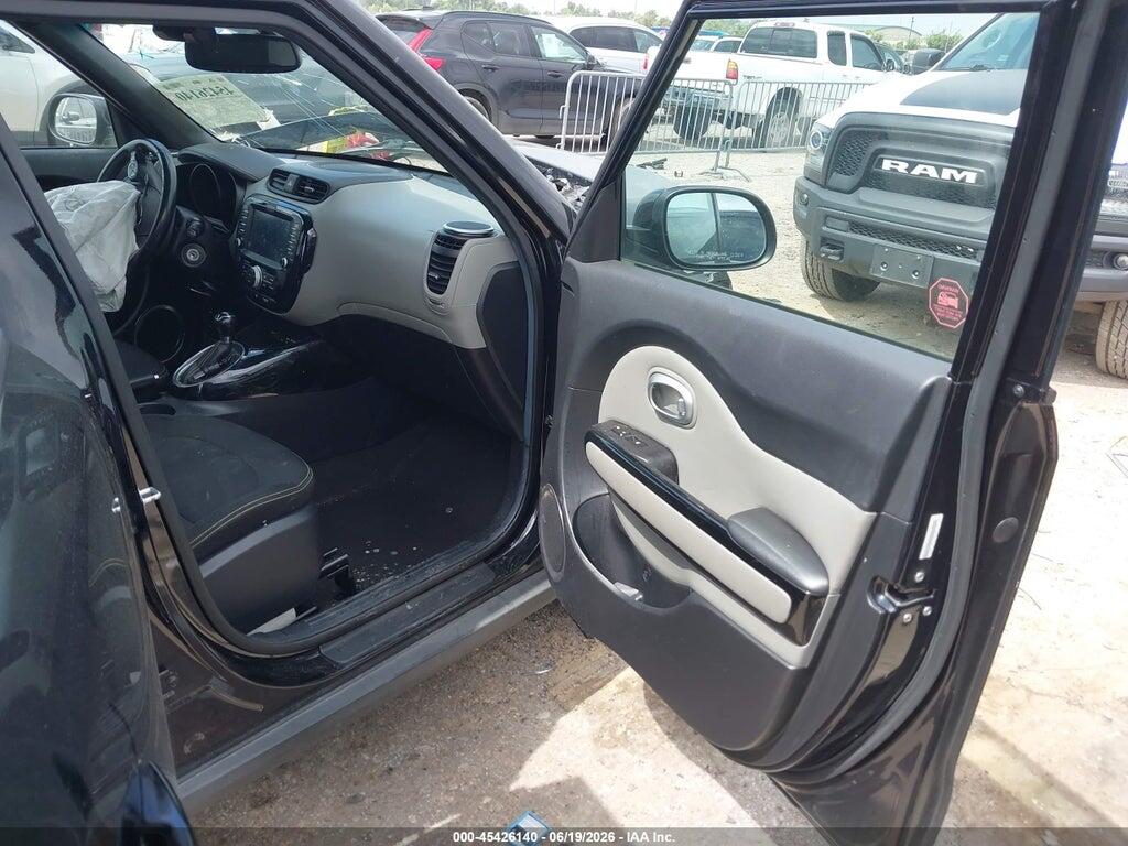 KNDJP3A57F7156743 2015 KIA SOUL photo no. 5