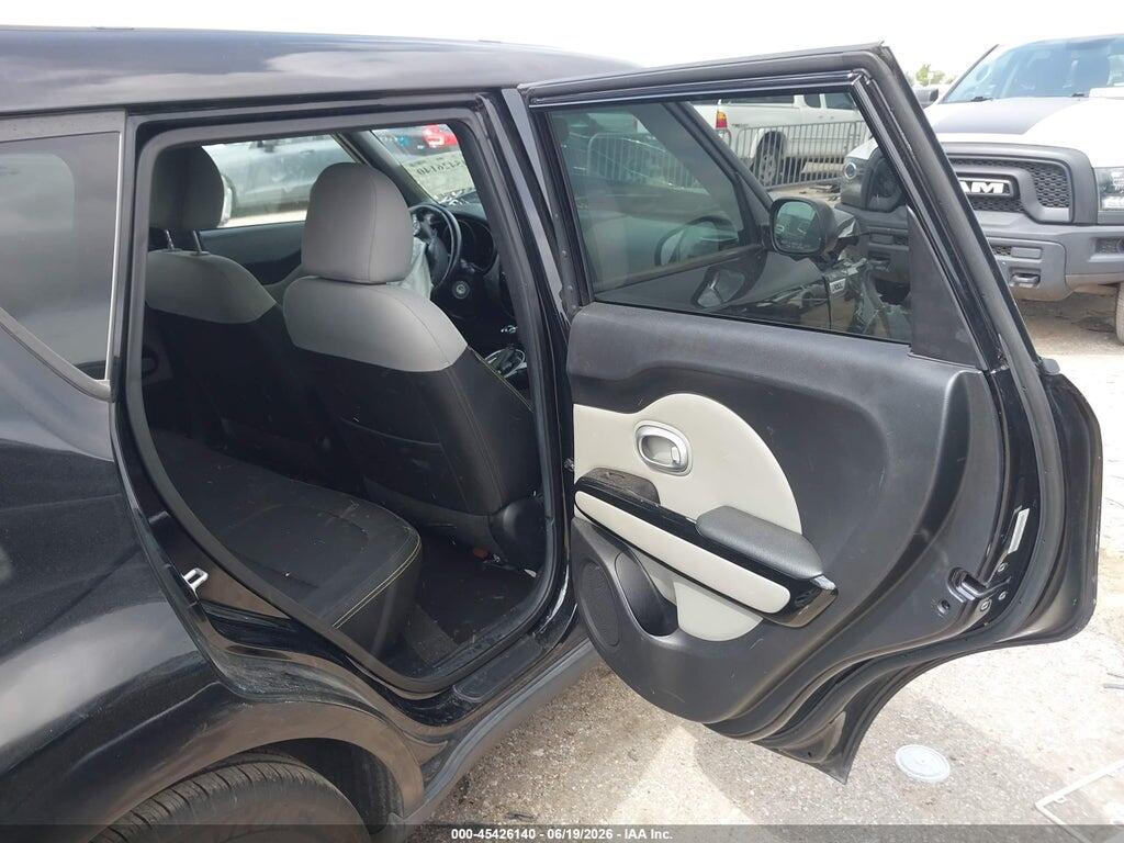 KNDJP3A57F7156743 2015 KIA SOUL photo no. 8