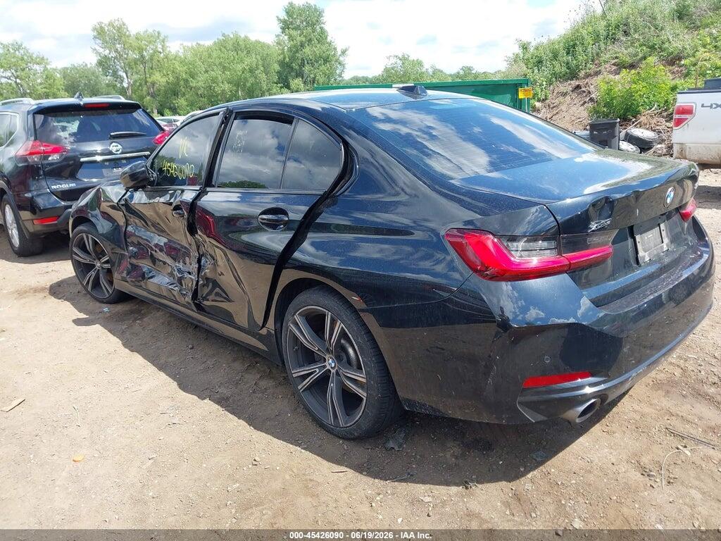 3MW89FF01P8D43948 2023 BMW 330I photo no. 3