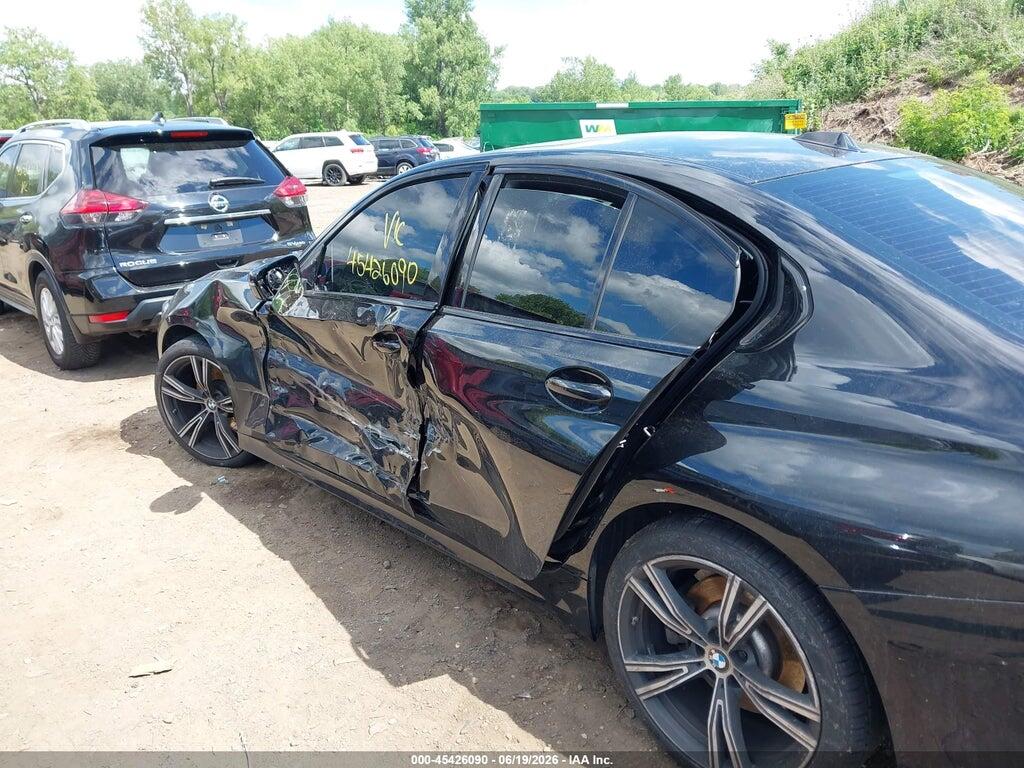 3MW89FF01P8D43948 2023 BMW 330I photo no. 6