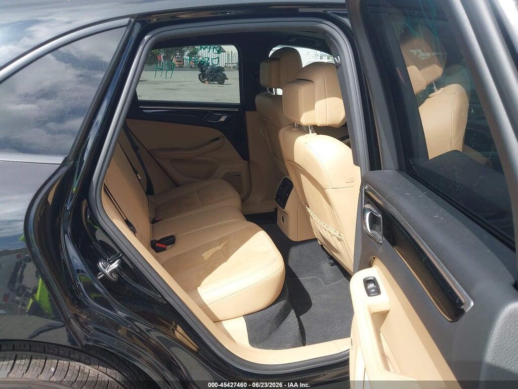 WP1AA2A57JLB10422 2018 PORSCHE MACAN photo no. 8