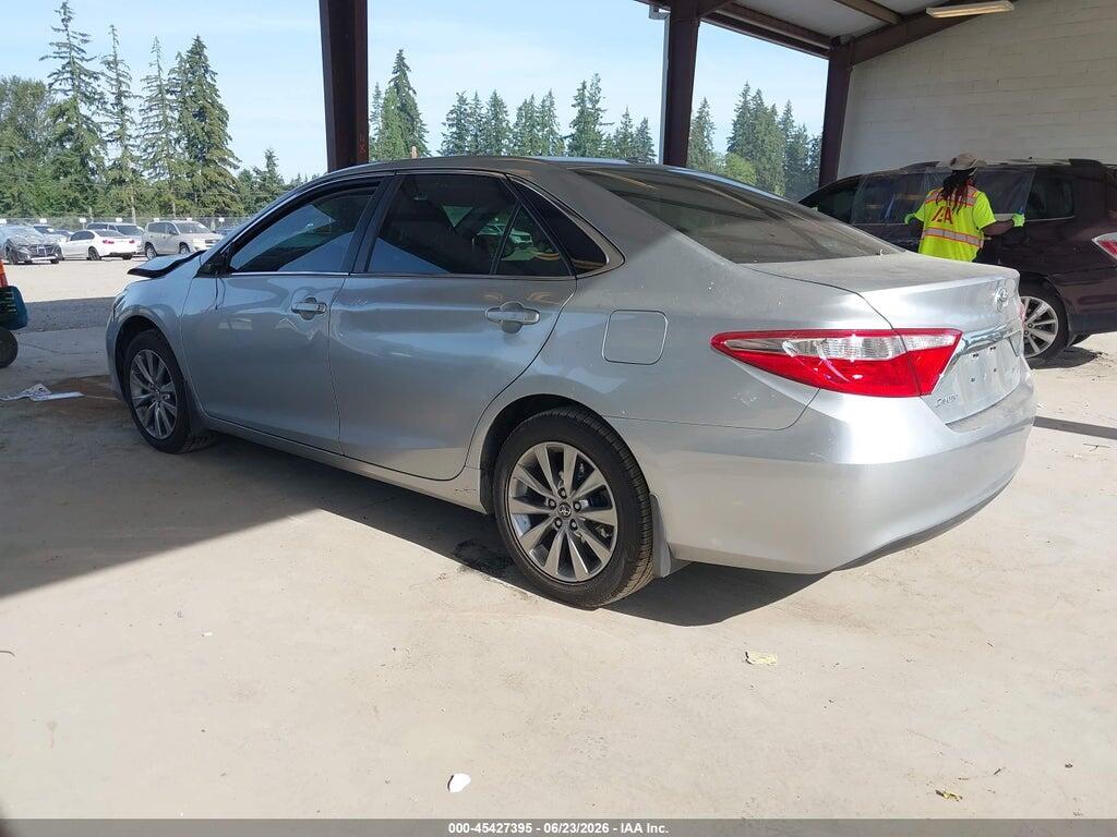 4T4BF1FK4FR471724 2015 TOYOTA CAMRY photo no. 3