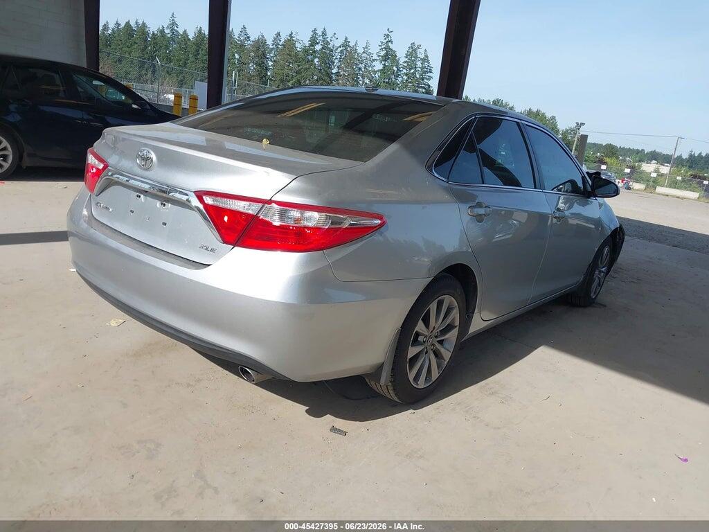 4T4BF1FK4FR471724 2015 TOYOTA CAMRY photo no. 4