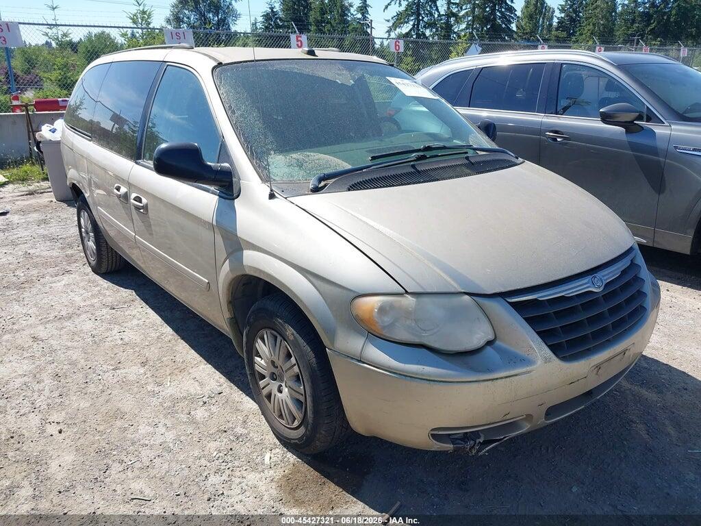 2C4GP44R75R519358 2005 CHRYSLER TOWN & COUNTRY photo no. 1