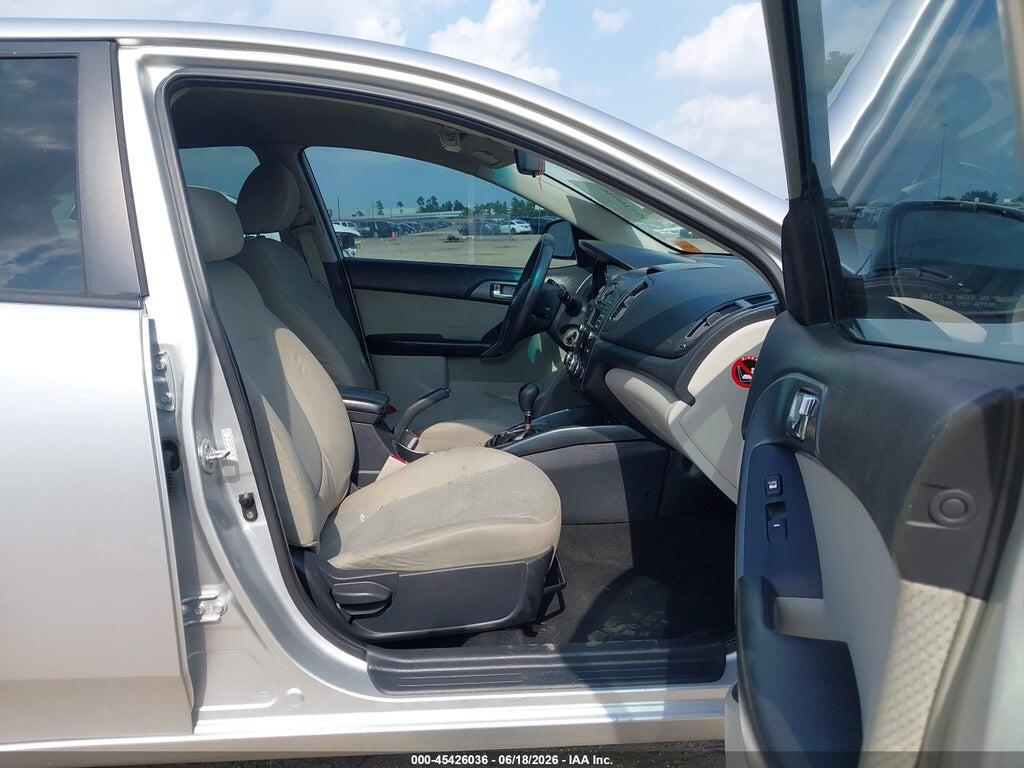 KNAFU4A2XD5727948 2013 KIA FORTE photo no. 5