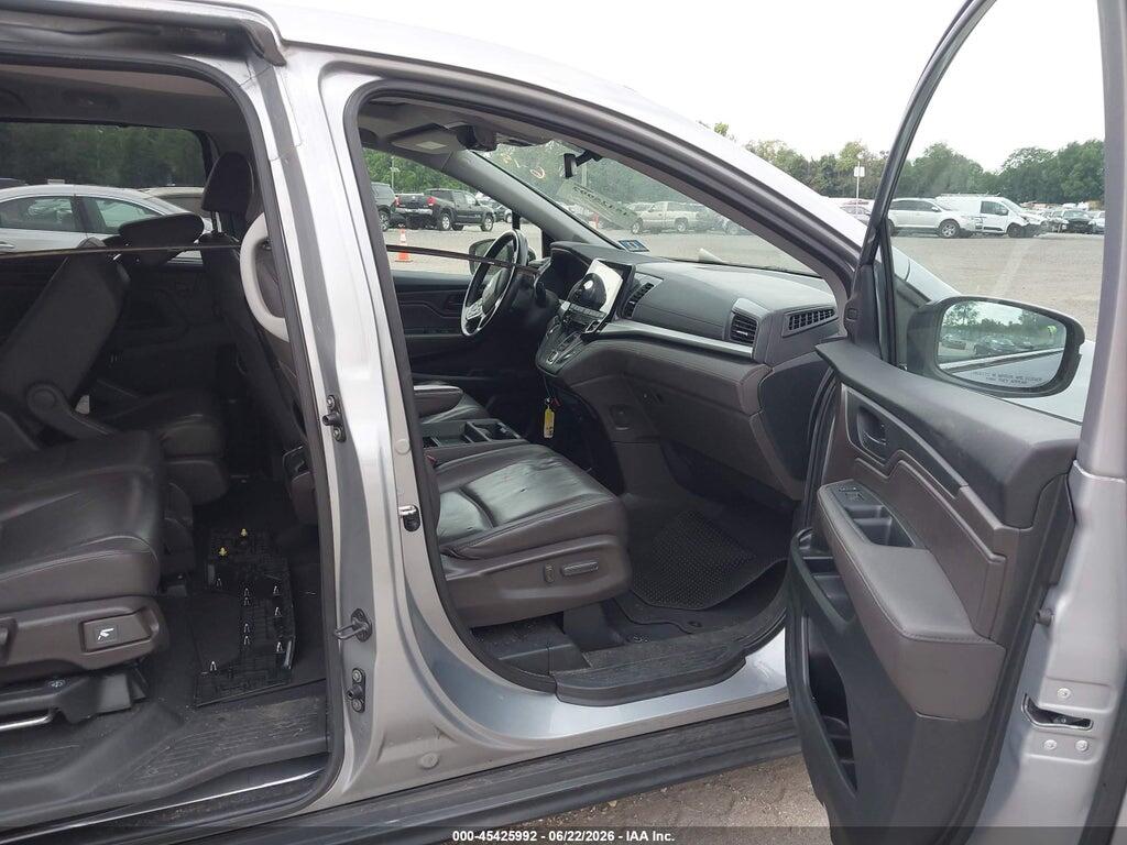 5FNRL6H74JB074673 2018 HONDA ODYSSEY photo no. 5