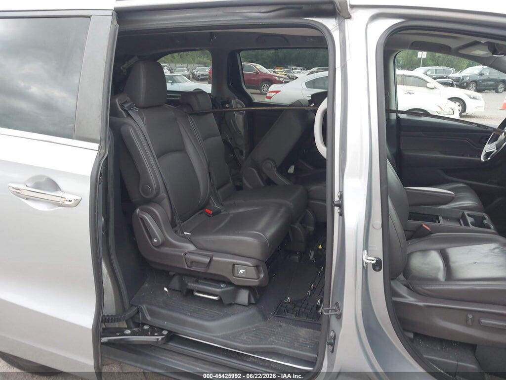 5FNRL6H74JB074673 2018 HONDA ODYSSEY photo no. 8